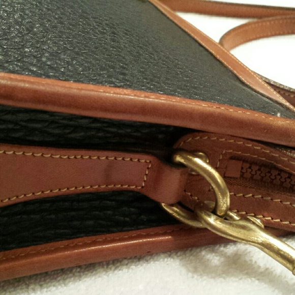 SOLD****Dooney Burke Shoulder Bag Navy - Picture 5 of 8